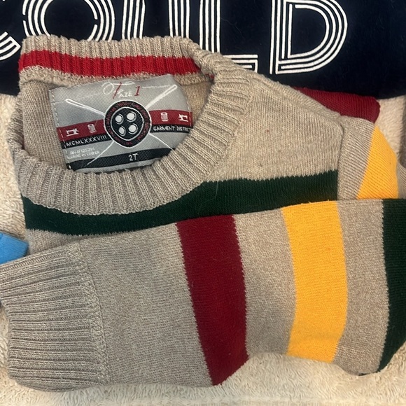 I MOVED! +20 item bundle of 2T used boy clothes - Picture 2 of 11